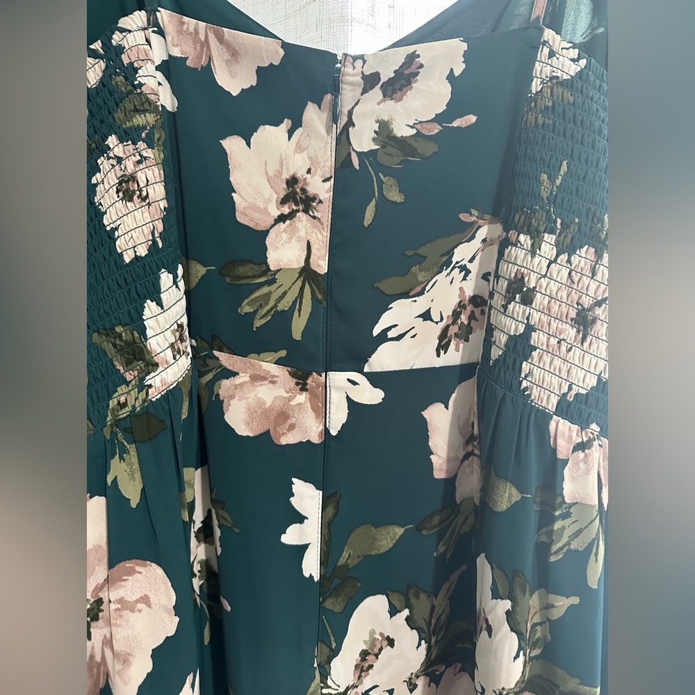 Abercrombie & Fitch Floral Tiered Maxi Dress **Tall** - Picture 4 of 6